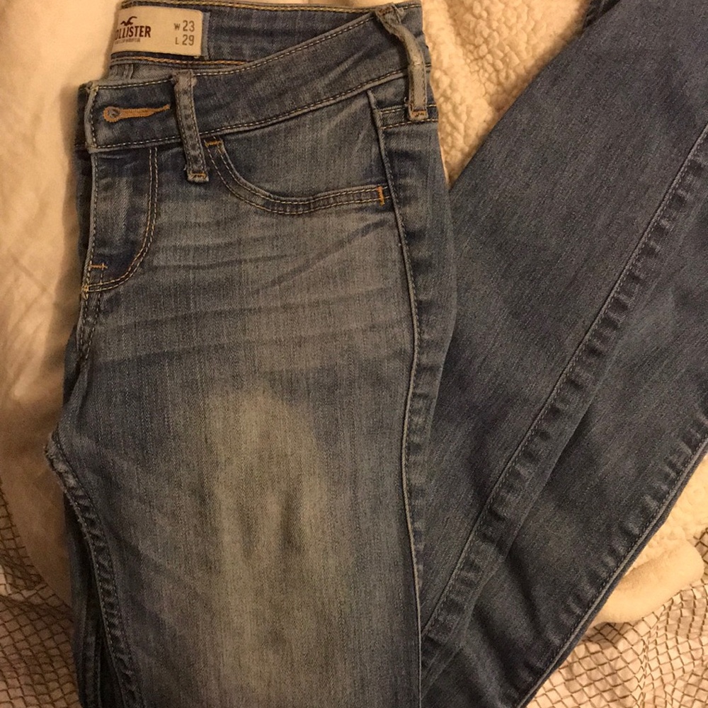 Hollister skinny jeans